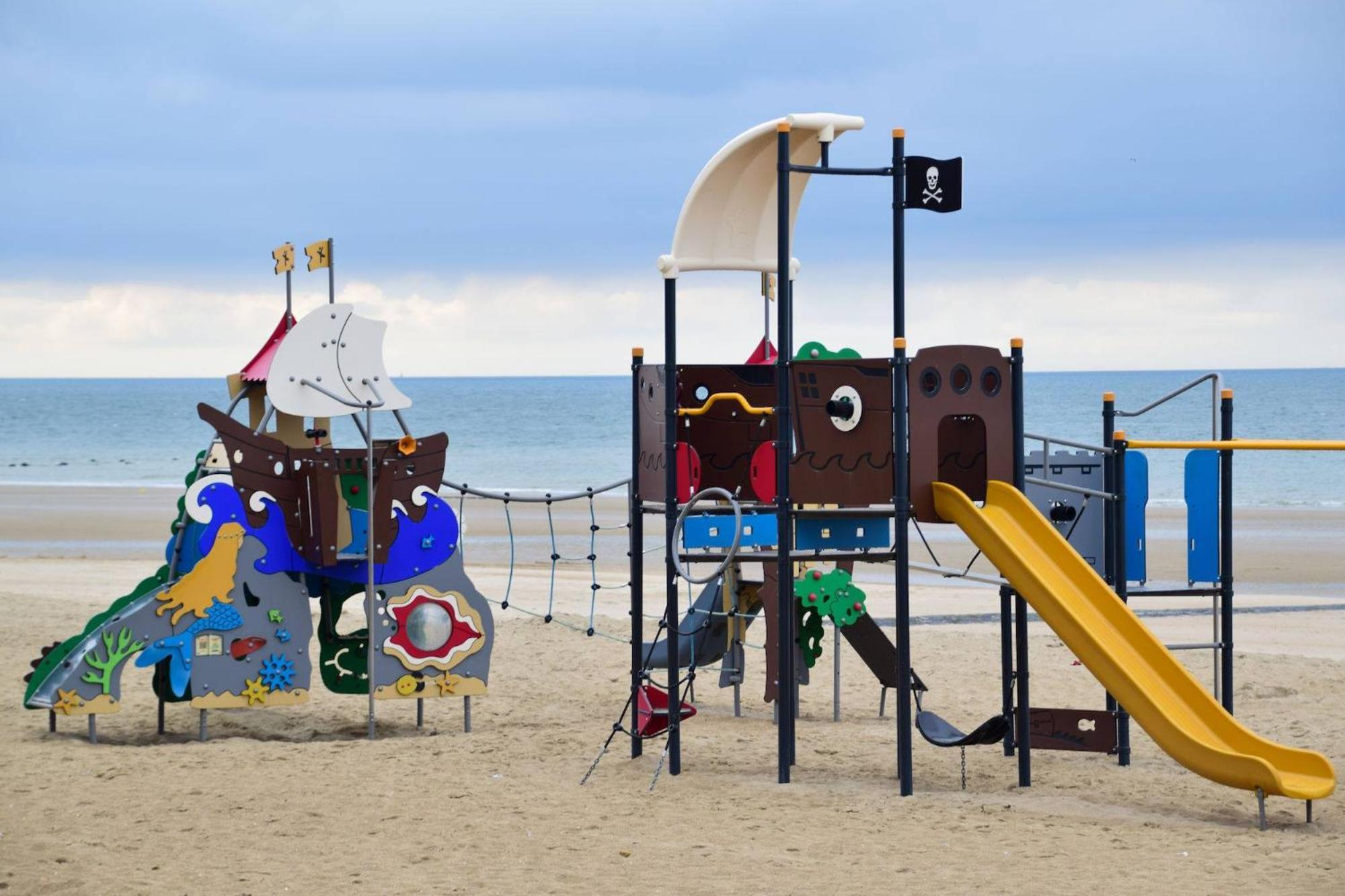 Rust Op De Kust - Villa 10 Pers - 4 Slpk - 2 Badk 米德尔克尔克 外观 照片